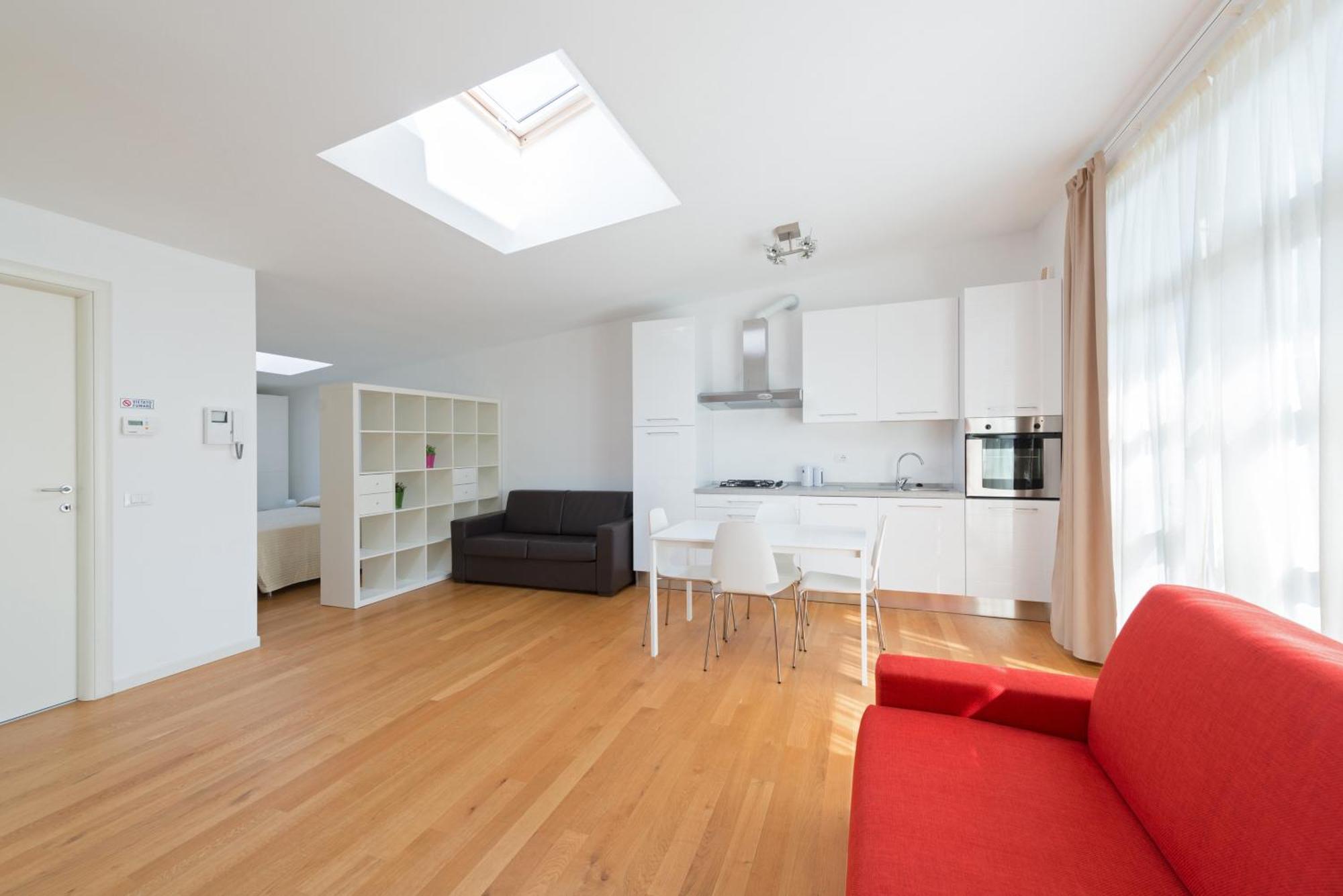 La Maison Del Capestrano Milan Luaran gambar