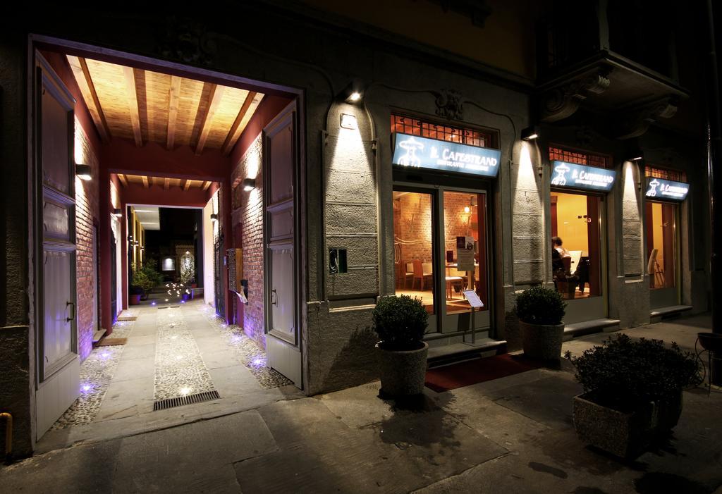 La Maison Del Capestrano Milan Luaran gambar