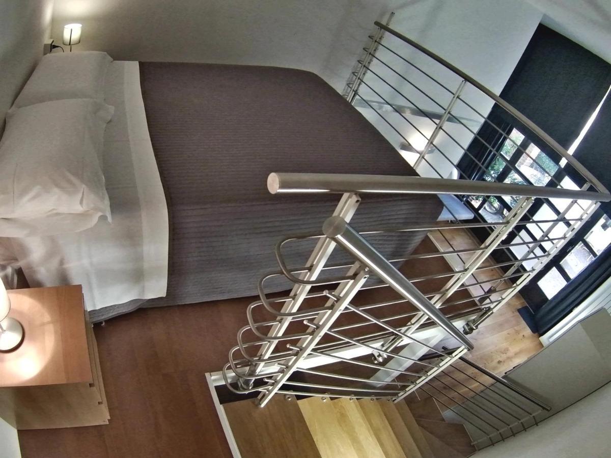La Maison Del Capestrano Milan Luaran gambar